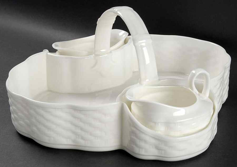 Nantucket Strawberry Basket W/Creamer & Open Sugar by Coalport-1