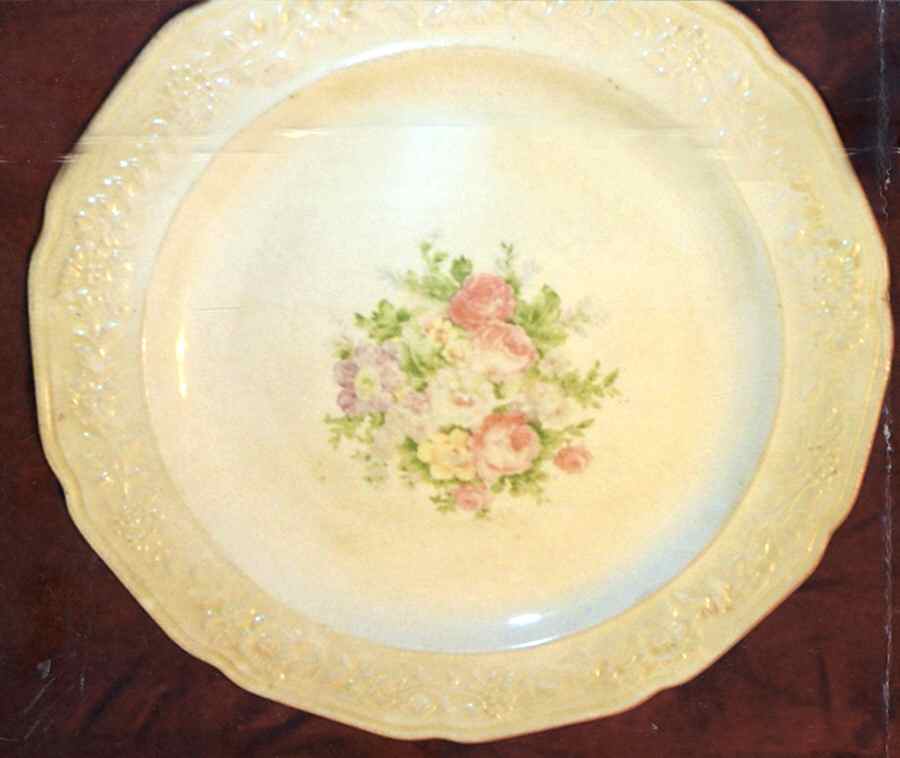CRP85 Dinner Plate by Crown Potteries-1