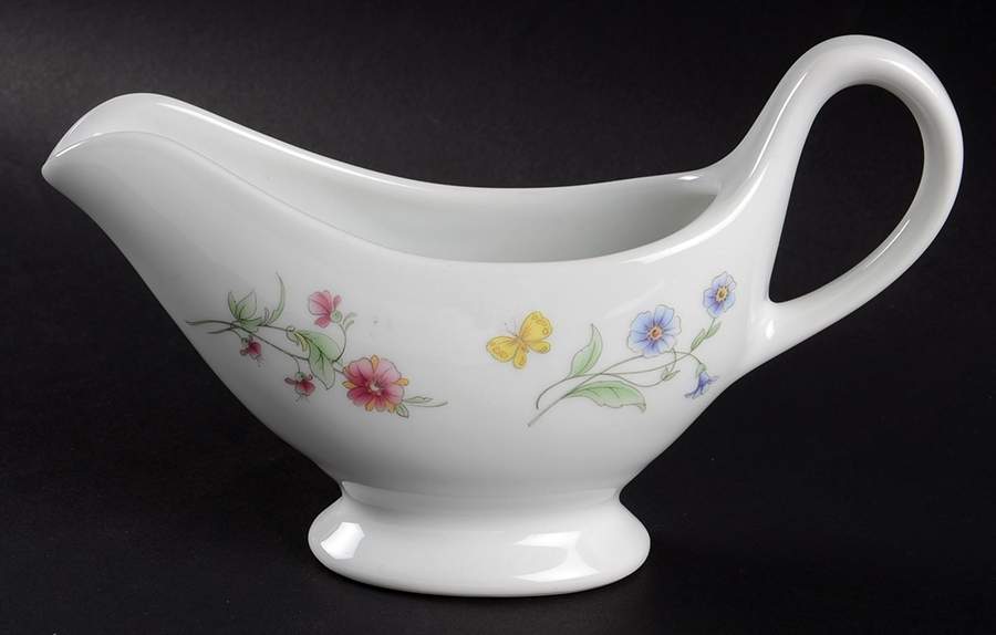 Trellis (Smooth) Gravy Boat by BIA Cordon Bleu-1