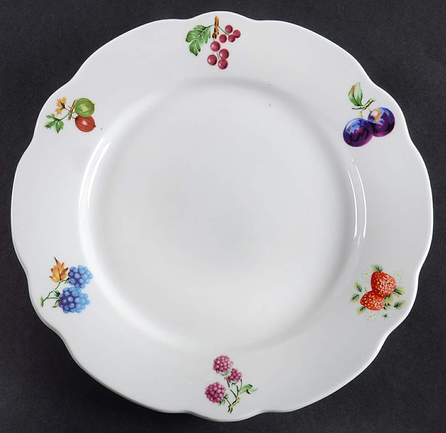 COB17 Luncheon Plate by BIA Cordon Bleu-1