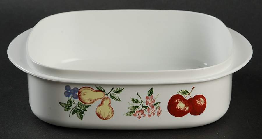Chutney 28 Oz Square Plastic Microwave Bowl No Vent Lid by Corning Corelle-1