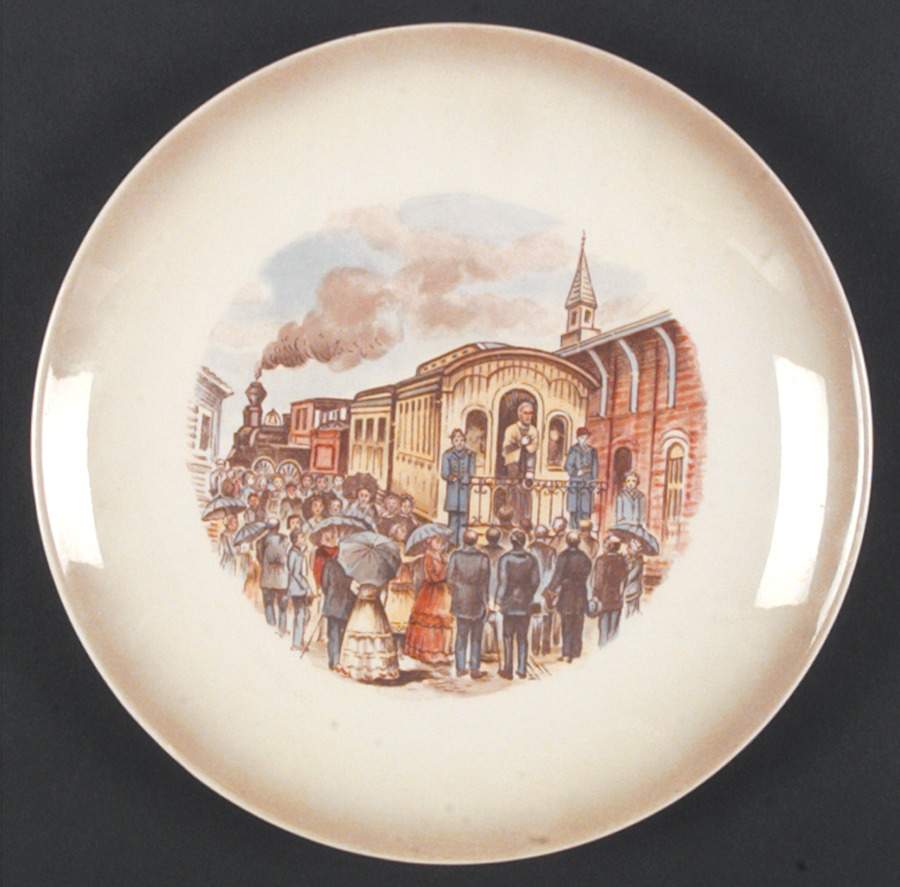Mid American Heritage Dinner Plate by Canonsburg-1