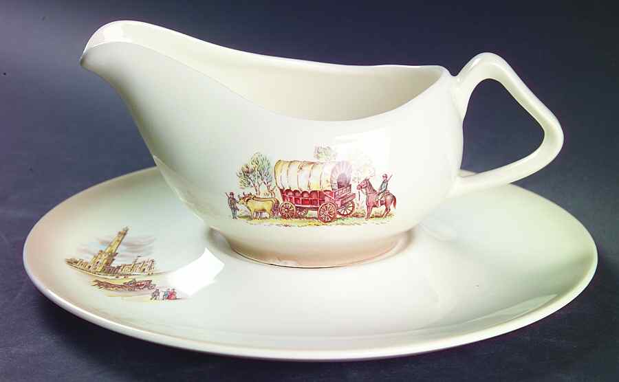 Mid American Heritage Gravy Boat & Underplate by Canonsburg-1