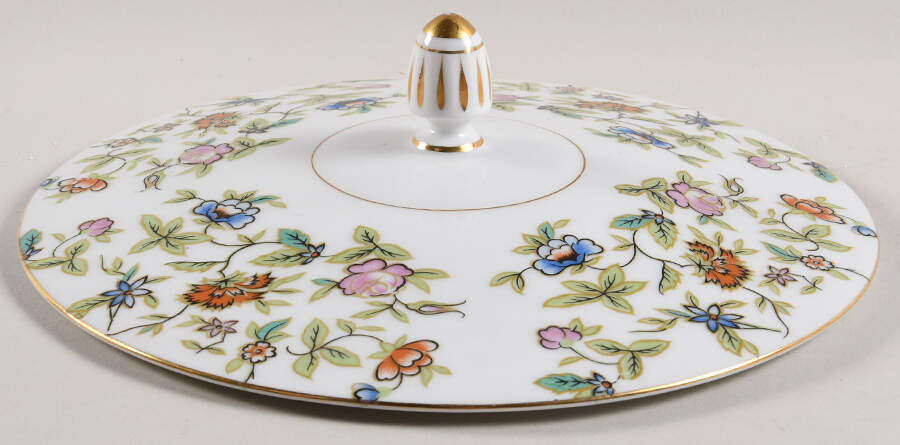 Fantasia (Center Design) Lid for Round Vegetable by Cherry China (Japan)-1