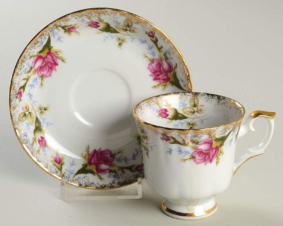 CHZ14 Footed Demitasse Cup & Saucer Set by Chodziez-Poland-1