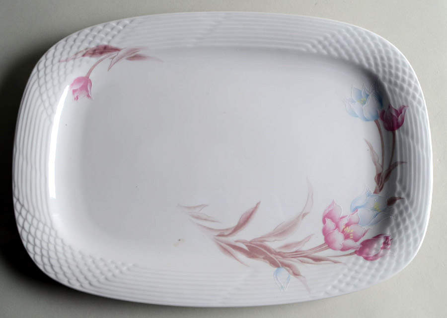 Tiara 14" Oval Serving Platter by China Pearl-1