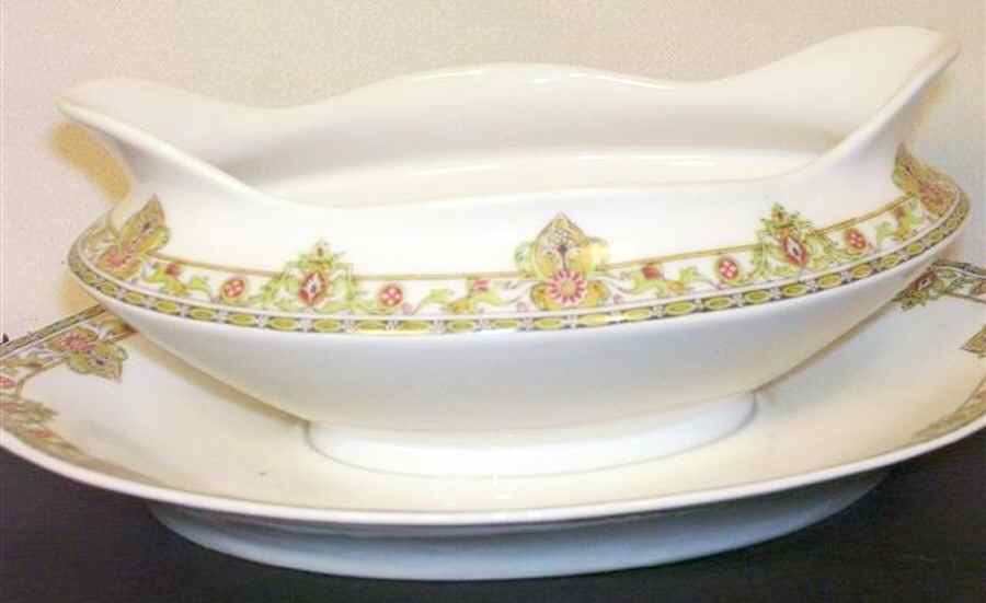 CRG49 Gravy Boat with Attached Underplate by Henri Creanges-1