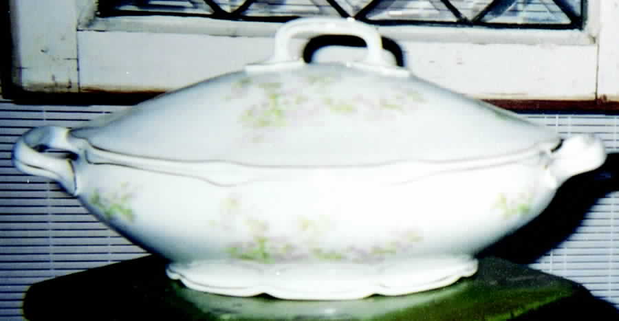 CAR99 Oval Covered Vegetable by Carlsbad-1