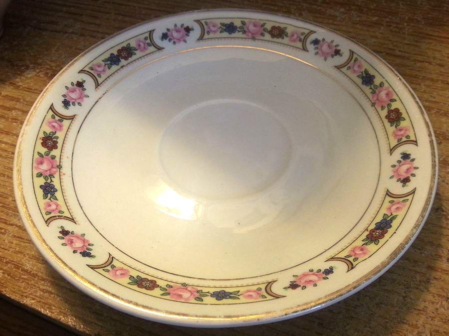 CRO192 Saucer by Crooksville-1