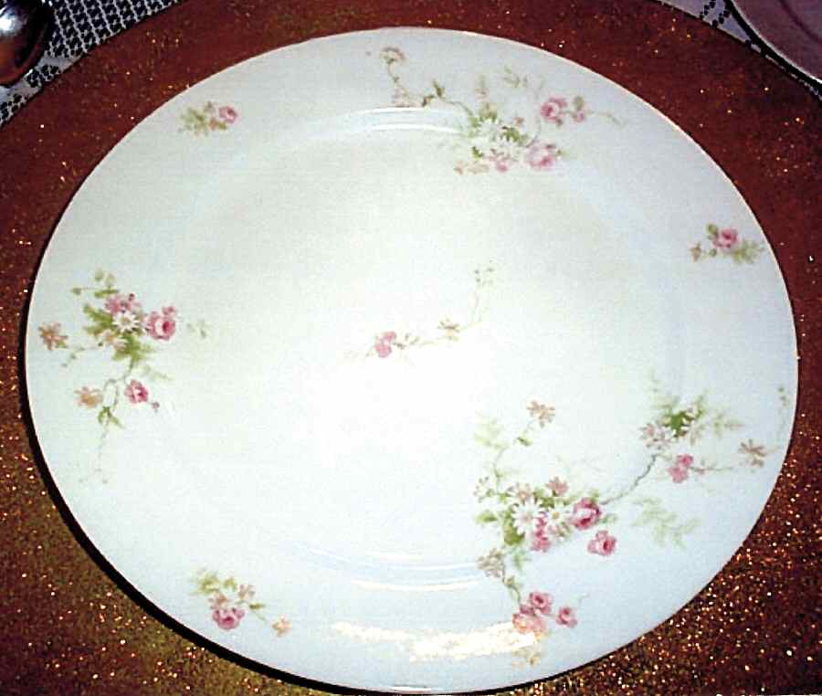 CHF679 Dinner Plate by Charles Field Haviland-1