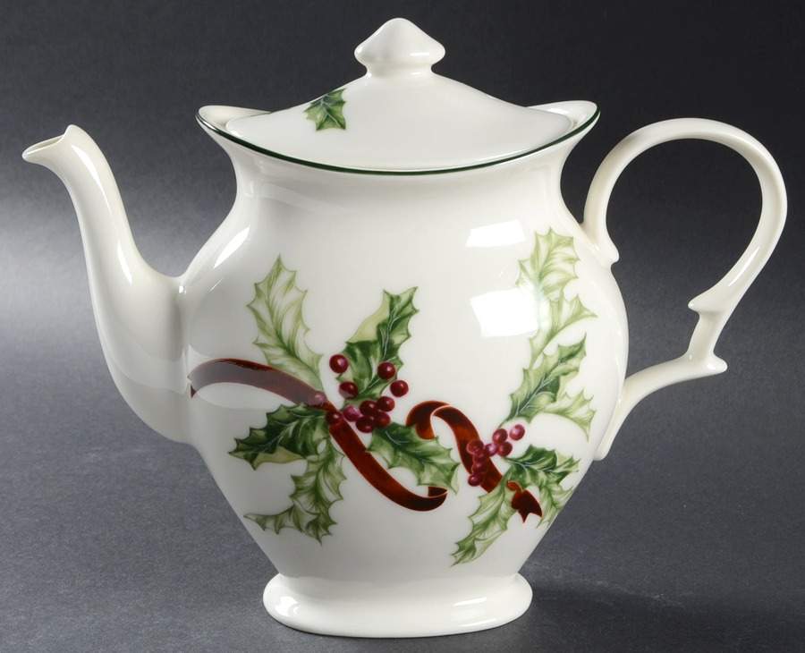 Winter Garland Teapot & Lid by Charter Club-1
