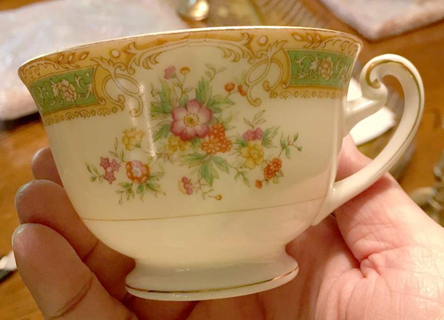 CEB73 Footed Cup by Celebrate-1