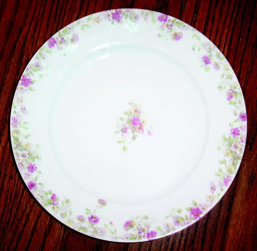 CHF713 Luncheon Plate by Charles Field Haviland-1