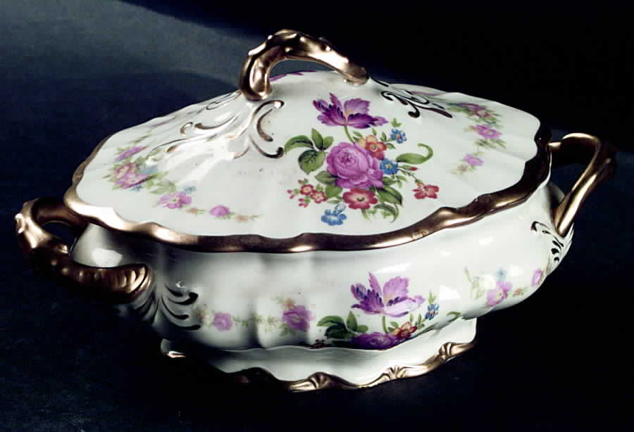 CCD19 Sauce Boat & Lid by Concorde-1