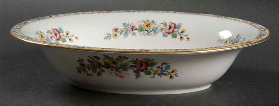Ming Rose (Smooth) 10" Oval Vegetable Bowl by Coalport-1