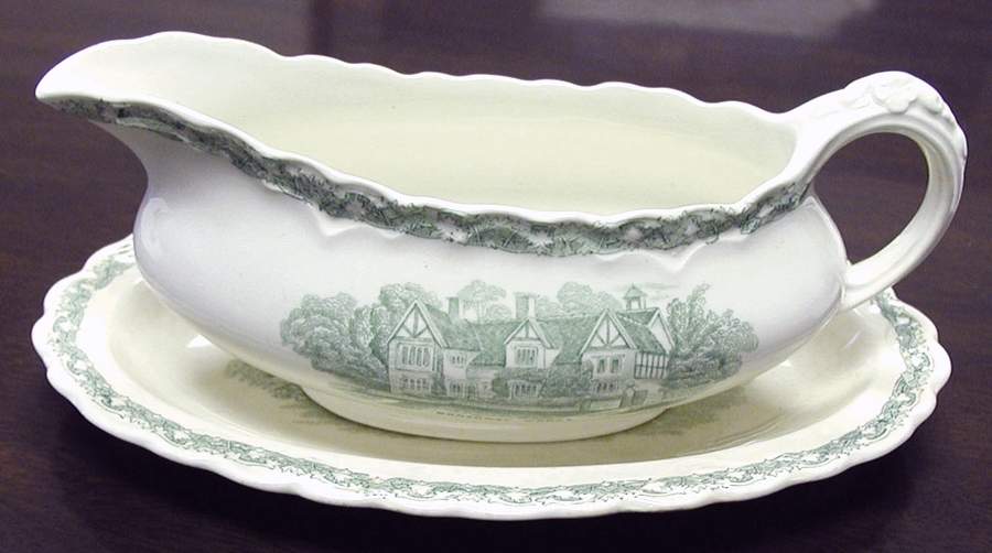 Rural England Green Gravy Boat & Underplate by Crown Ducal-1