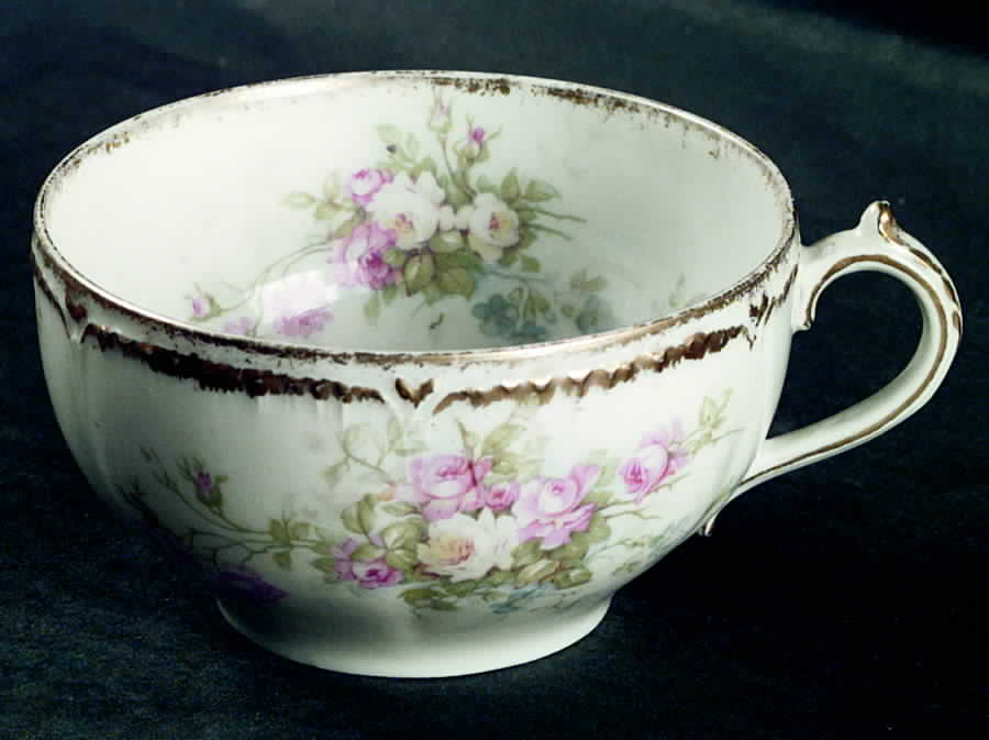 CHF745 Flat Cup by Charles Field Haviland-1