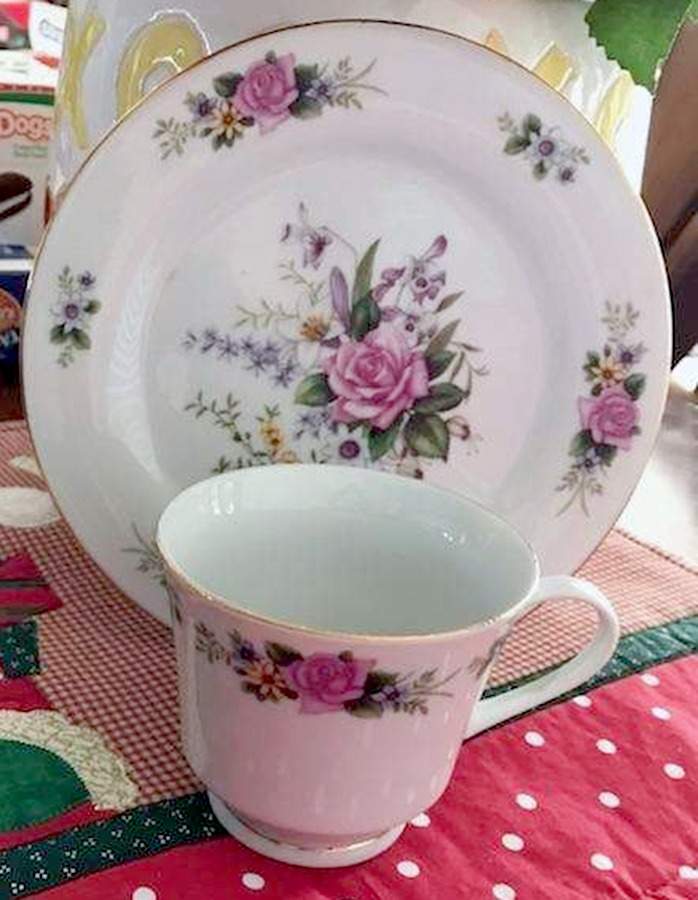 CX136 Footed Cup by China (Made in China)-1