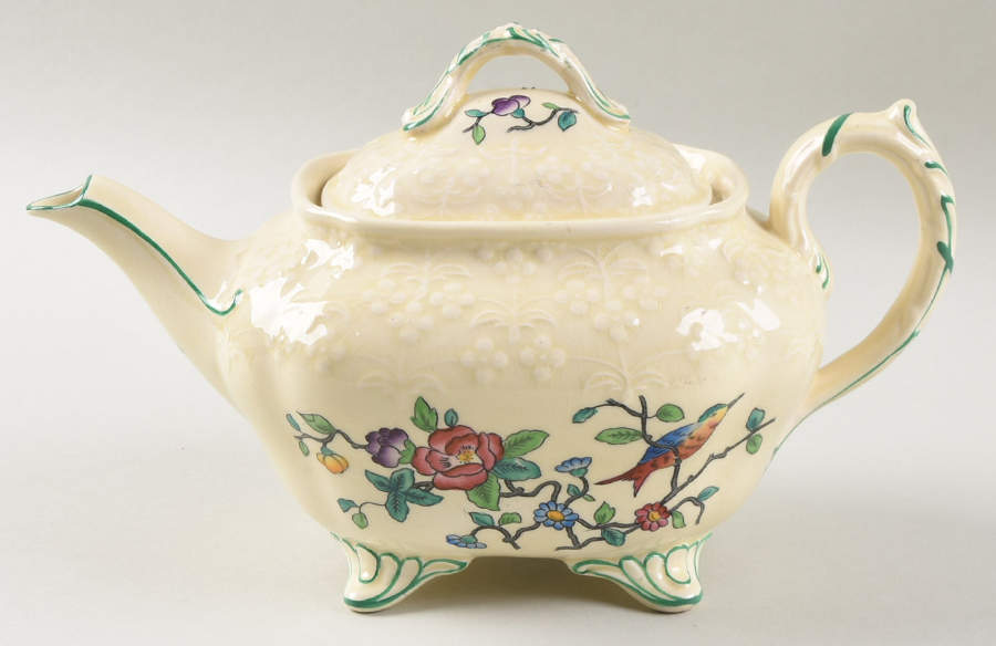 Pembroke Teapot & Lid by Coalport-1
