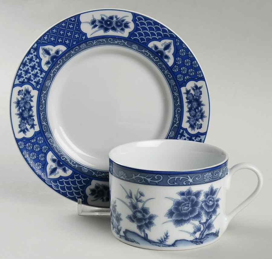 Imari Blossom Flat Cup & Saucer Set by China (Made in China)-1