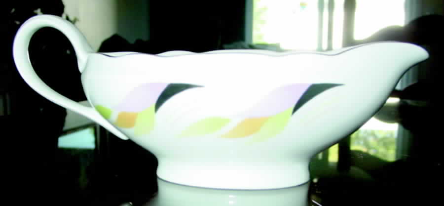 CIL28 Gravy Boat by Cmielow (Poland)-1