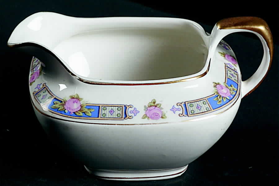 4274 1-2 Creamer by Carrollton-1