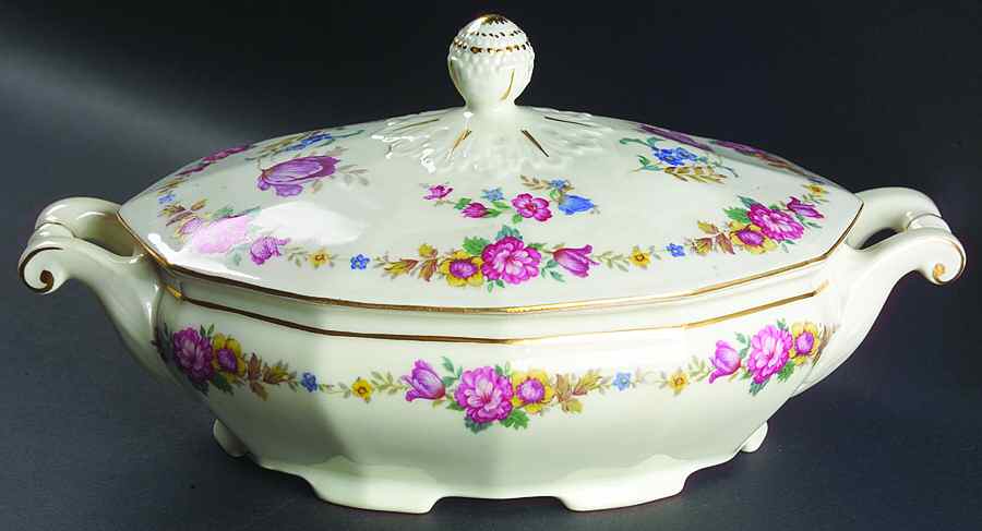 CIM73 Oval Covered Vegetable by Crown Imperial-1