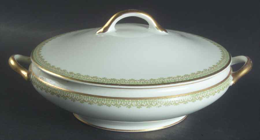 CHF844 Round Covered Vegetable by Charles Field Haviland-1