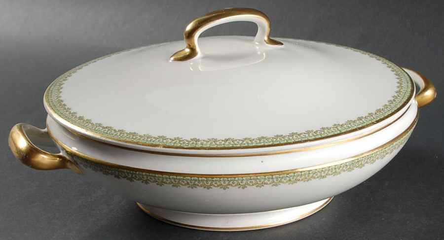CHF844 Round Covered Vegetable by Charles Field Haviland-1