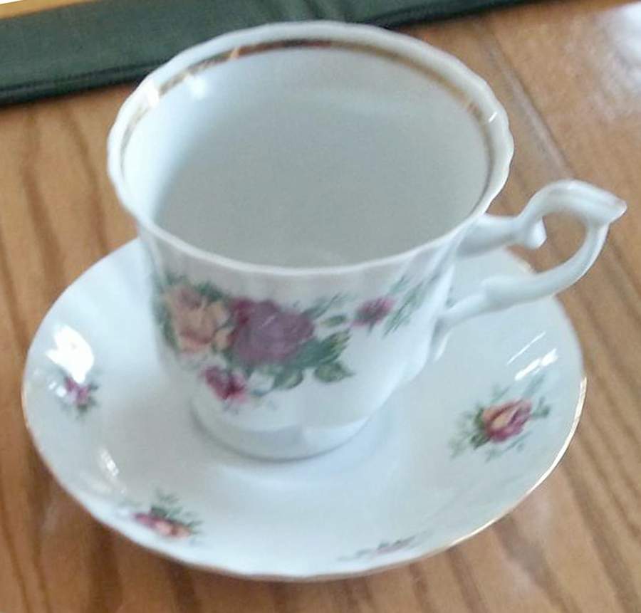 CHZ19 Footed Cup & Saucer Set by Chodziez-Poland-1