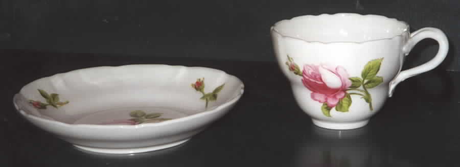 COA89 Flat Cup & Saucer Set by Coalport-1