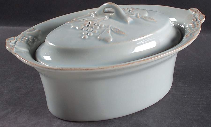 Madeira Harvest (Robin's Egg Blue) 1.5 Quart Oval Covered Casserole by Casafina-1
