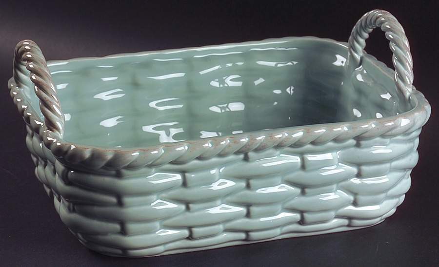 Madeira Harvest (Robin's Egg Blue) 11" Handled Basket by Casafina-1