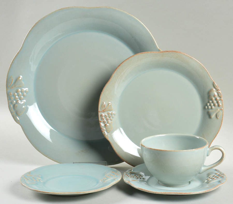 Madeira Harvest (Robin's Egg Blue) 5 Piece Place Setting by Casafina-1