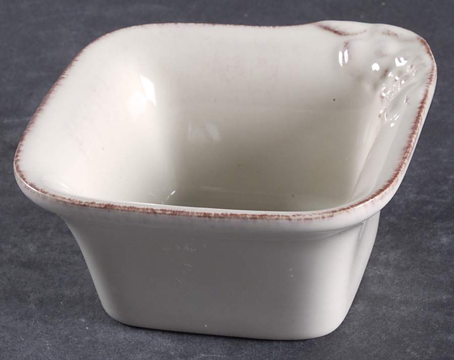 Madeira Harvest (Vanilla Creme) Ramekin by Casafina-1