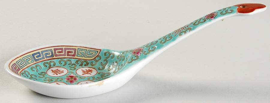 Mun Shou Longevity Green Spoon Rest/Holder (Holds 1 Spoon) by China (Made in China)-1