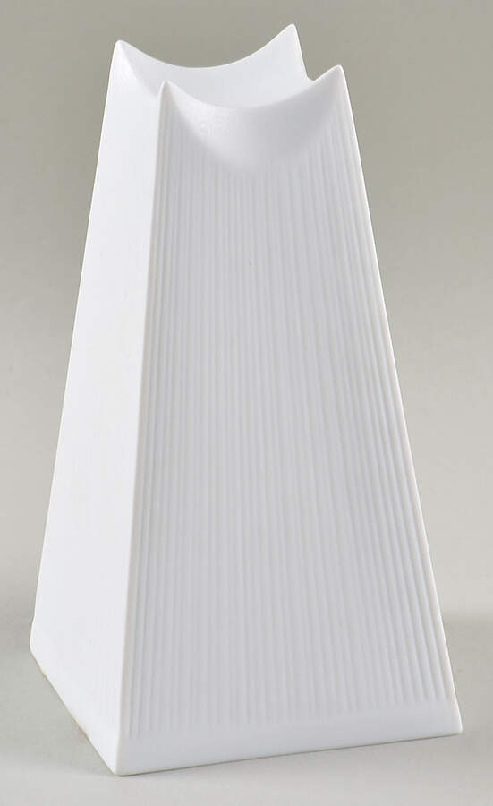 Hemisphere White Stand for Culbuto Cup by Jean Louis Coquet-1