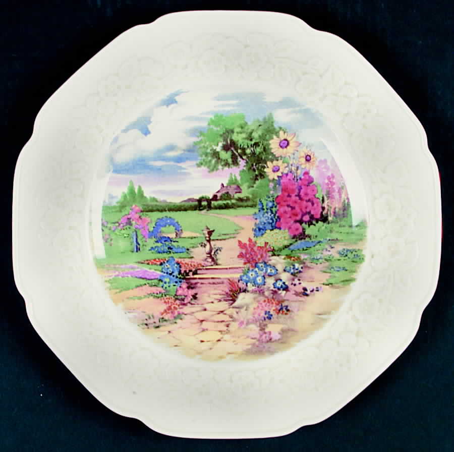 CRD162 Dinner Plate by Crown Ducal-1