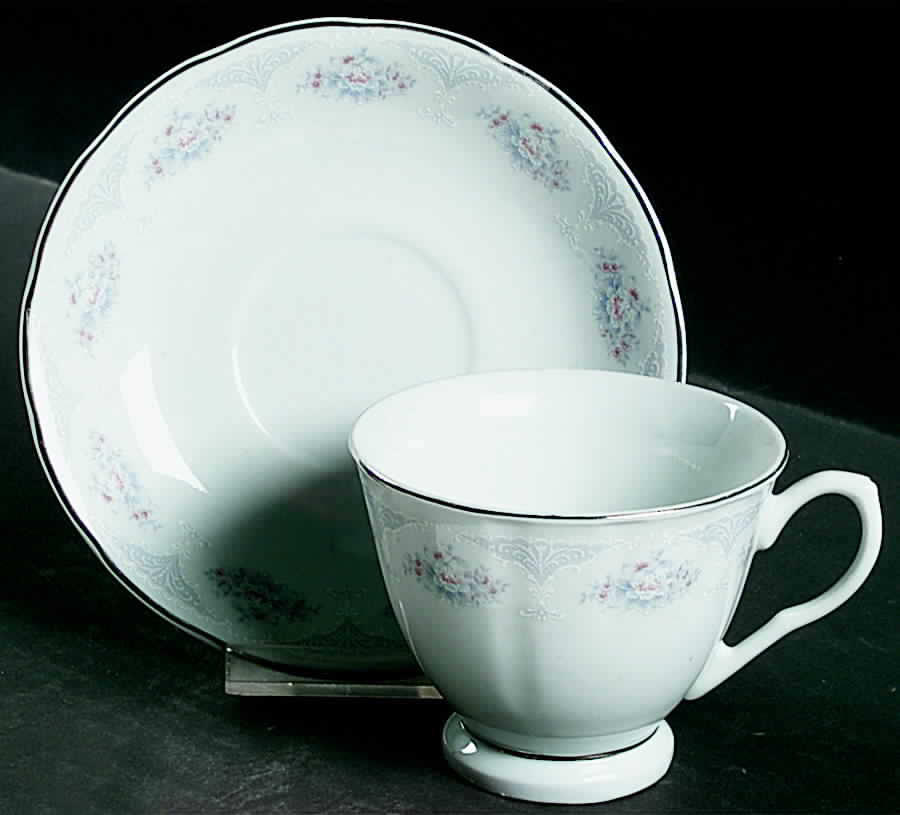CX179 Footed Cup & Saucer Set by China (Made in China)-1