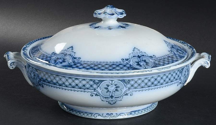 Eric Round Covered Vegetable by C.W.S.-1