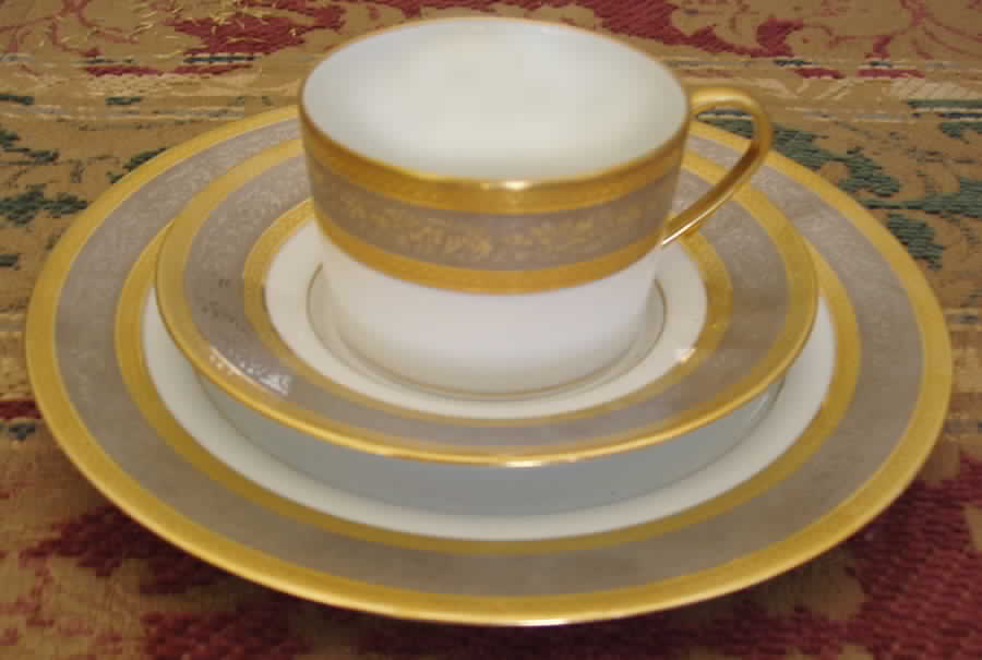 CER21 Flat Cup & Saucer Set by Ceralene-1