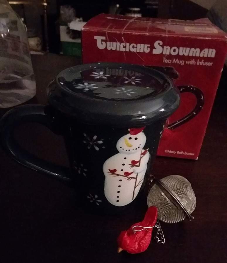 Twilight Snowman (White Stars) Mug with Lid & Infuser by Certified International-1