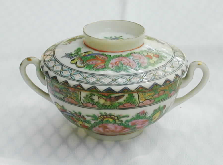 CX182 Sugar Bowl & Lid by China (Made in China)-1