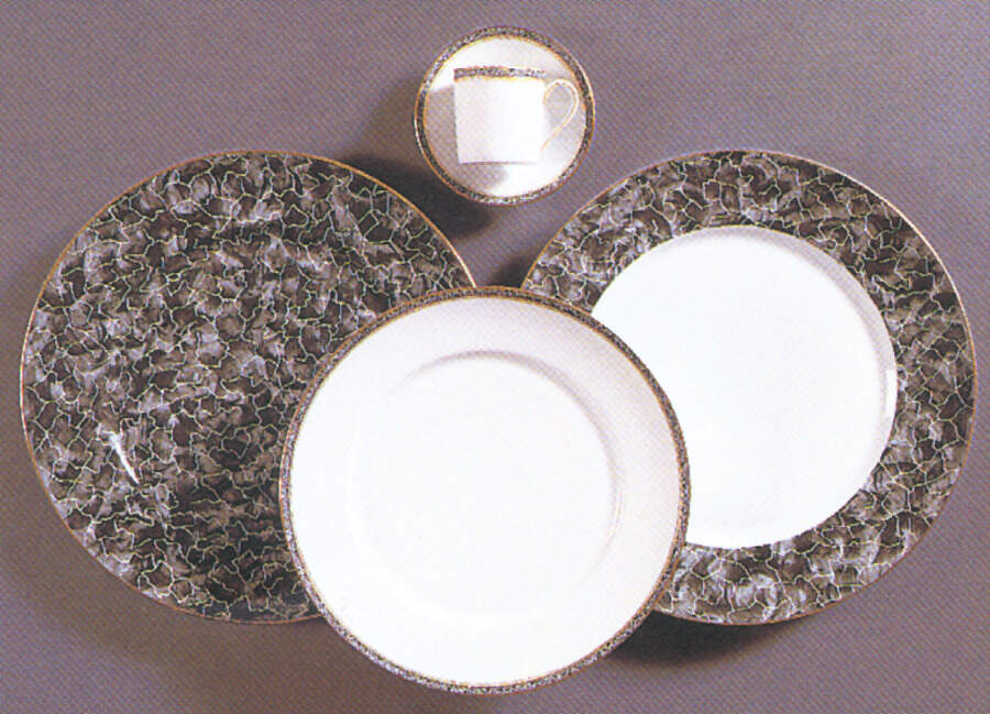 Pierres Dures Quartz Dinner Plate by Charles Field Haviland-1