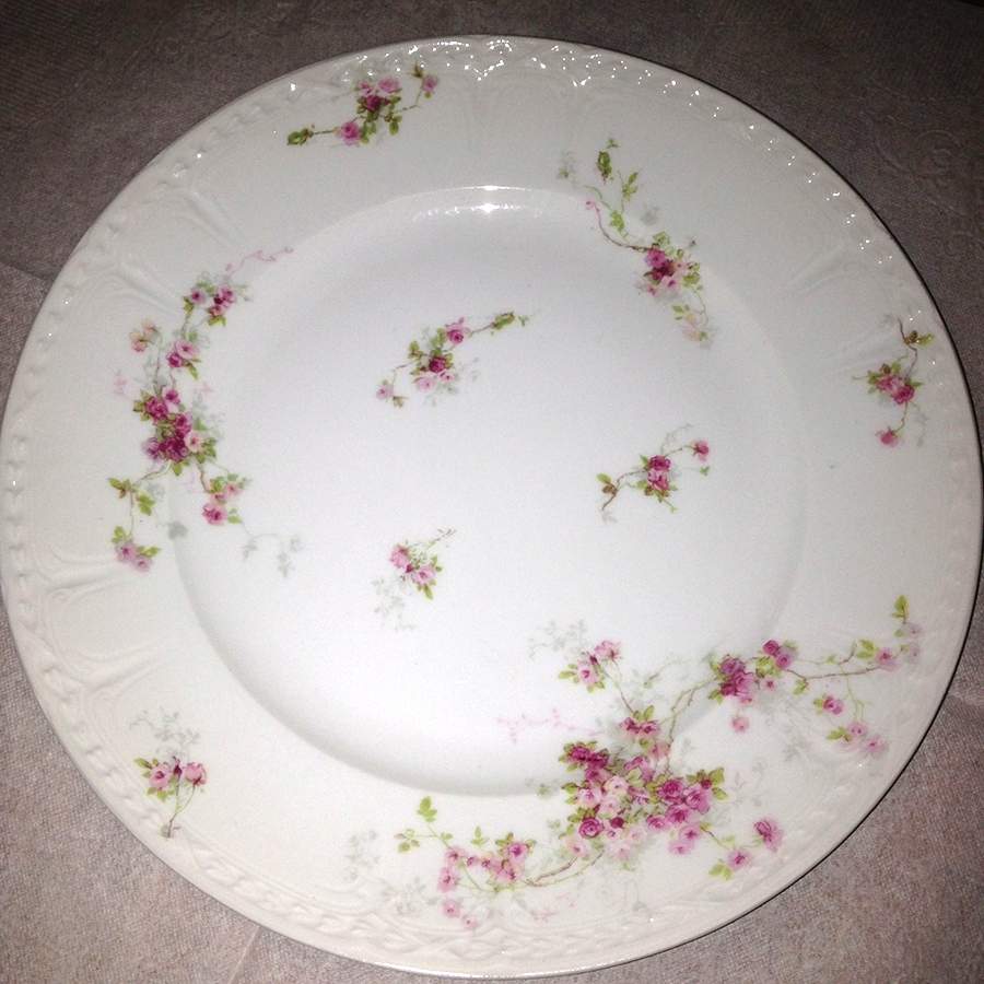 CHF916 Dinner Plate by Charles Field Haviland-1