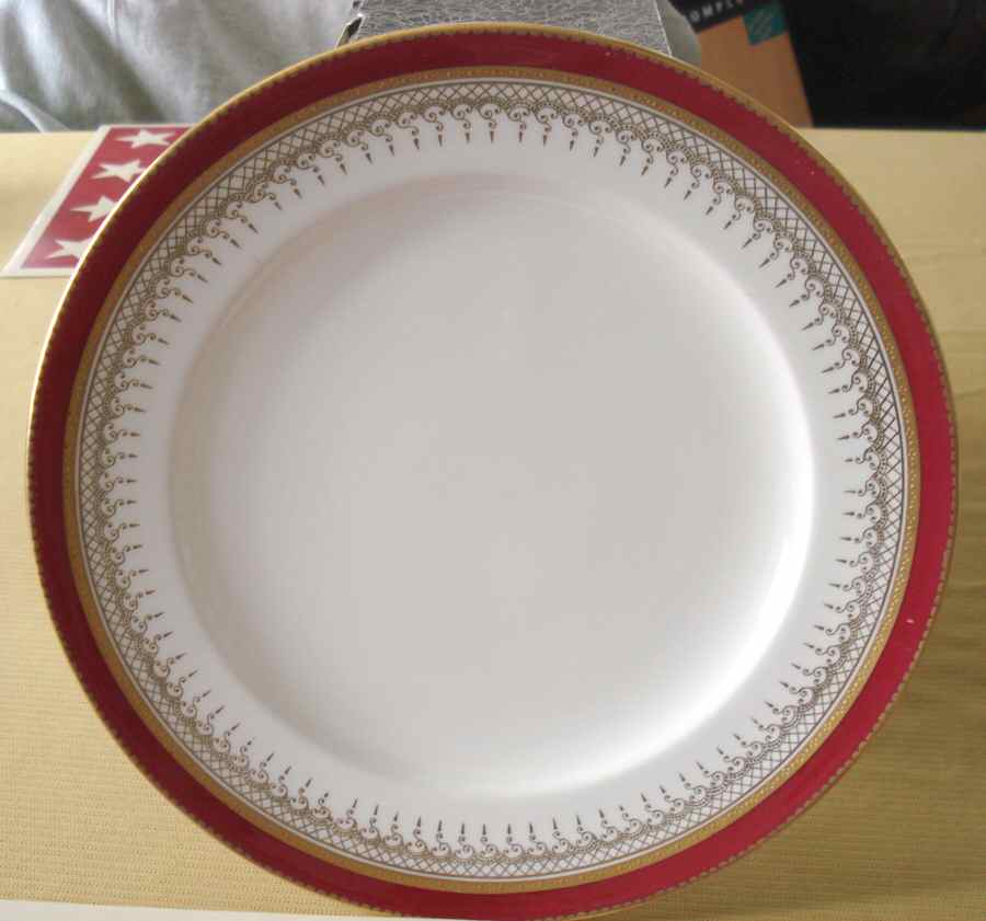 Z2176 Dinner Plate by Coalport-1