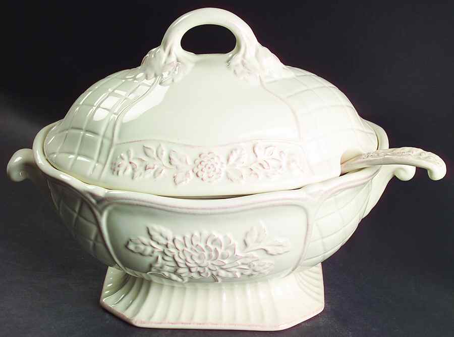 Cuisineware Ivory Tureen & Lid w/Ladle by Certified International-1