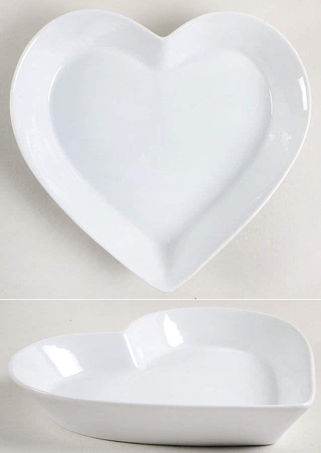 Whiteware Basics (Smooth) 9" Heart Shaped Bowl by The Cellar (China)-1
