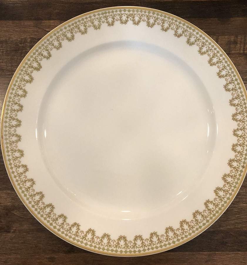 CHF951 Dinner Plate by Charles Field Haviland-1
