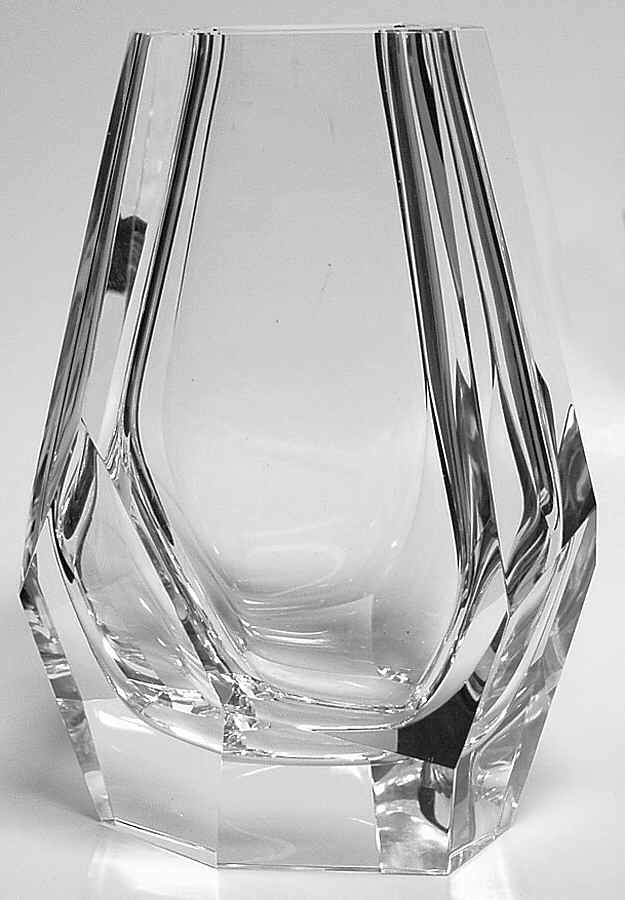 Imperial Flower Vase by Hoya-1